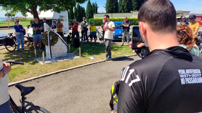 Cesena, pedalate antifasciste: trenta partecipanti a “La Resistente”
