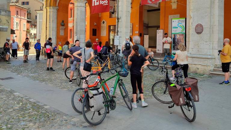 Cesena, pedalate antifasciste: trenta partecipanti a “La Resistente”
