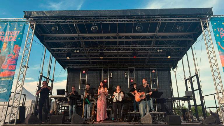 Rimini. Liscio Street Parade: tre serate tra orchestre, scuole di ballo e dirette Rai
