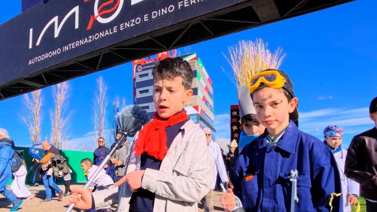 Carnevale di Imola, la ventinovesima edizione dei Fantaveicoli seguita da 24.500 spettatori FOTOGALLERY MMPRESS