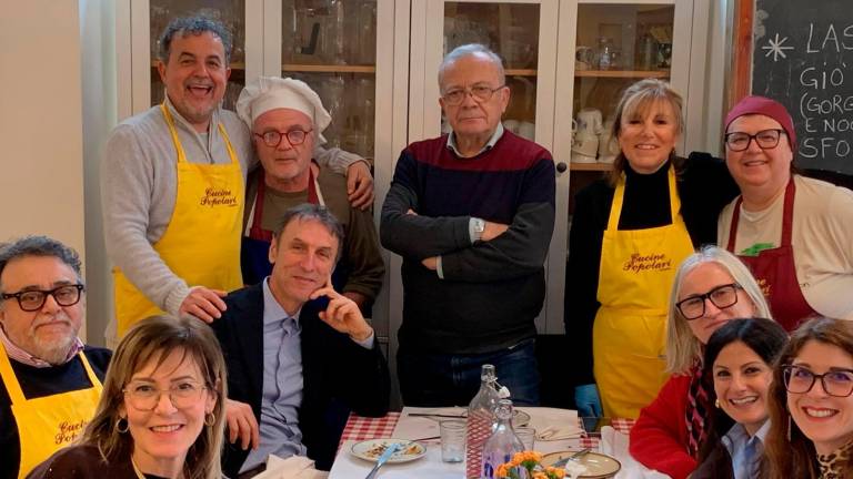 Cesena, alla tavola delle Cucine Popolari c’è Giovanni Impastato