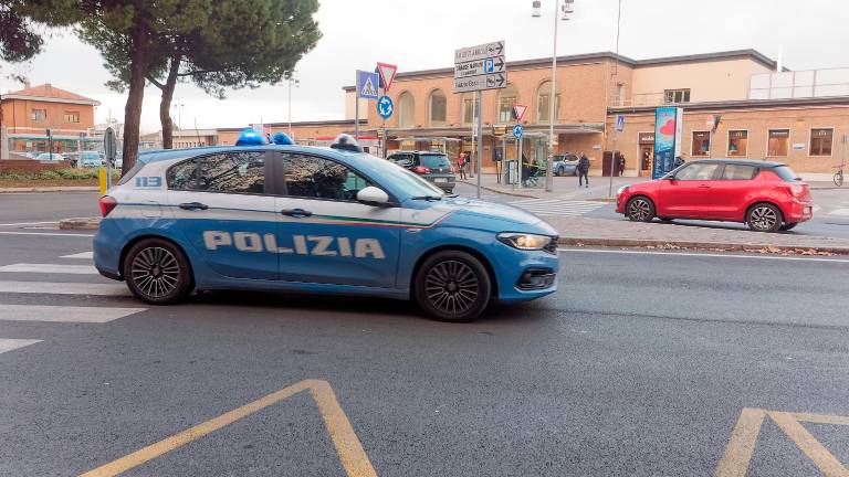 Polizia di Stato (foto di repertorio)