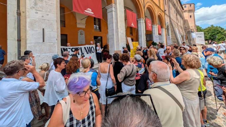 Cesena, dalla parte degli invisibili: corteo dalle Cucine popolari fino alla piazza VIDEO GALLERY