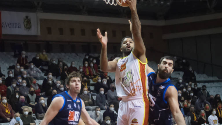 Basket A2, l'OraSì batte l'Eurobasket all'ultimo respiro (81-80)