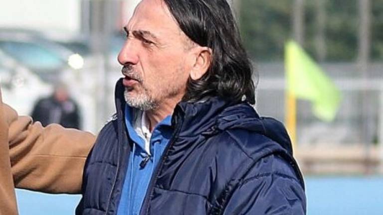 Calcio D, la Sammaurese potrebbe perdere il tecnico Stefano Protti: andrà alla Fermana?