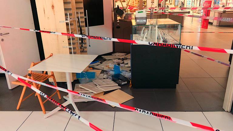 Ravenna. Maxi furto alla gioielleria dell’Esp FOTOGALLERY Massimo Fiorentini