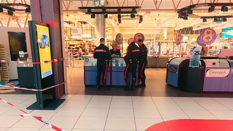 Ravenna. Maxi furto alla gioielleria dell’Esp FOTOGALLERY Massimo Fiorentini