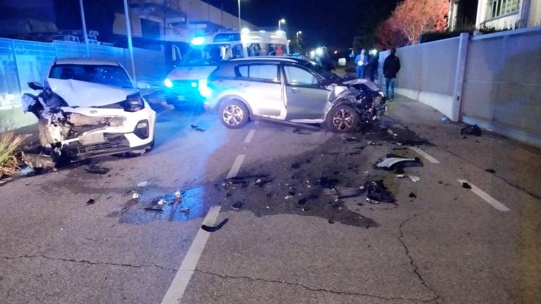 Santarcangelo, scontro fra auto, tre feriti, un conducente positivo all’etilometro (2,35)