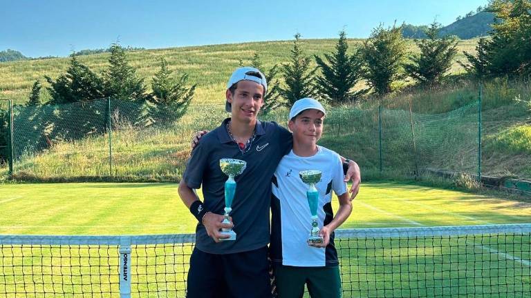 Tennis, Camagni e Forti, vittorie in... erba