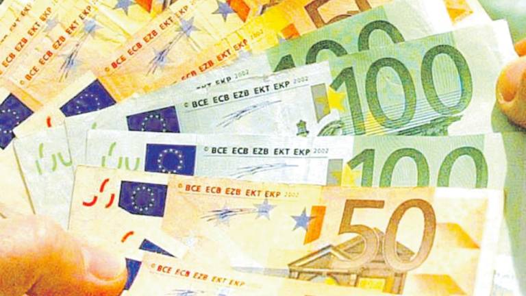 Tredicesime “mangiate” da rate, mutui, bollette e aumento dei prezzi. Federconsumatori Rimini: eroso il 91% dell’importo