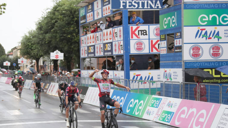 Ciclismo Under 23, Colnaghi vince anche a Mordano
