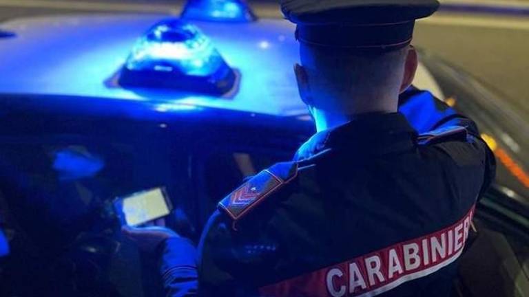 Cervia, evade dai domiciliari dopo una violenta rapina in stazione, 24enne arrestato