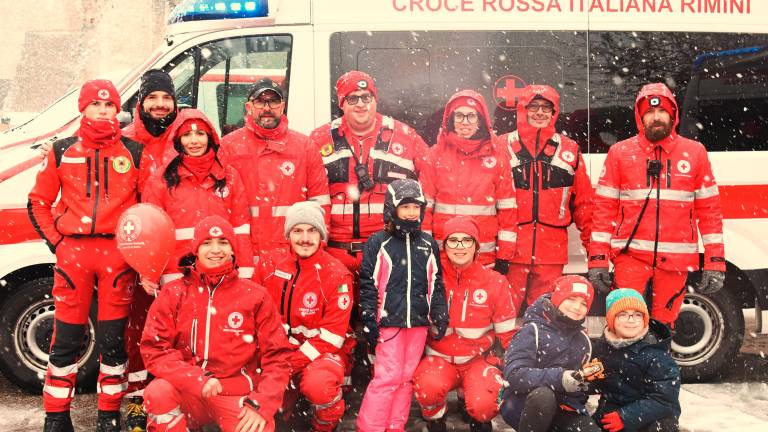 Rimini. La Befana dei pompieri in piazza Malatesta. FOTOGALLERY Migliorini