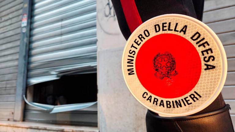 I carabinieri intervenuti in seguito all’assalto (foto Manuel Migliorini)