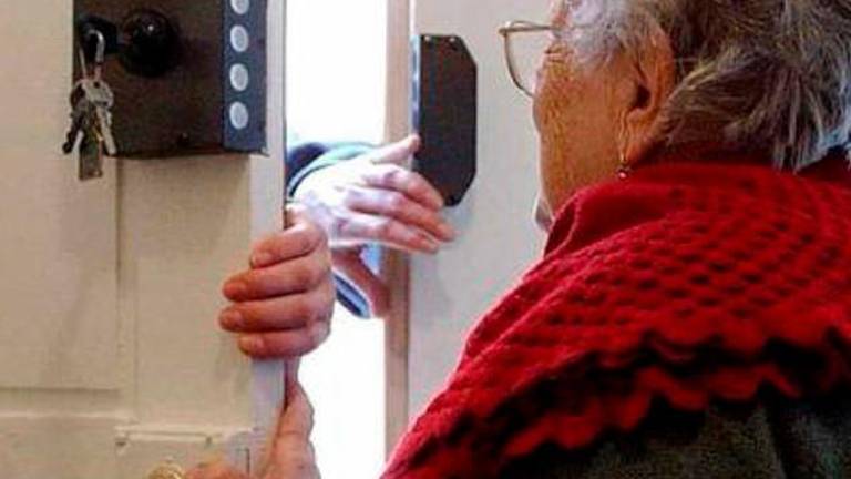 Bellaria. Anziana truffata da “finti” carabinieri: portati via contanti, gioielli e due pistole