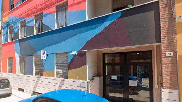 La sede dei servizi sociali in via cobelli, chiusa a fine 2025