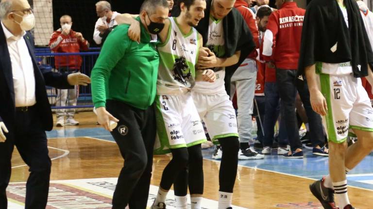 Basket B, Raggisolaris sconfitti e feriti: Ballabio e Vico in dubbio per Cesena