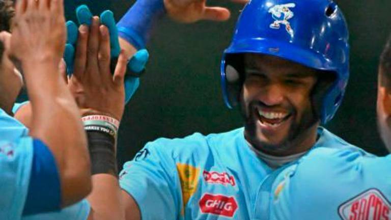 L’esultanza del fuoricampo di Diaz (Foto Benedetti-Fibs)