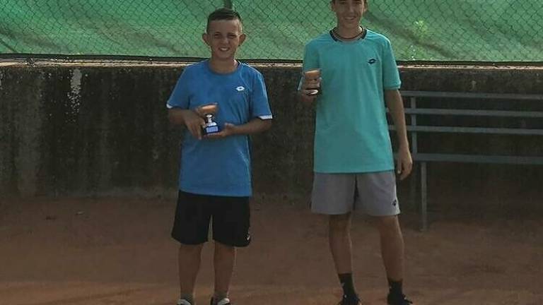 Tennis, Spircu ed Elena Ravani vincono l'Under 14 del Paradiso Cesenatico
