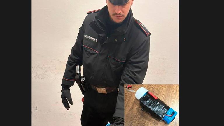 Castel Bolognese, crea il caos al supermercato con un taser artigianale: minorenne denunciato