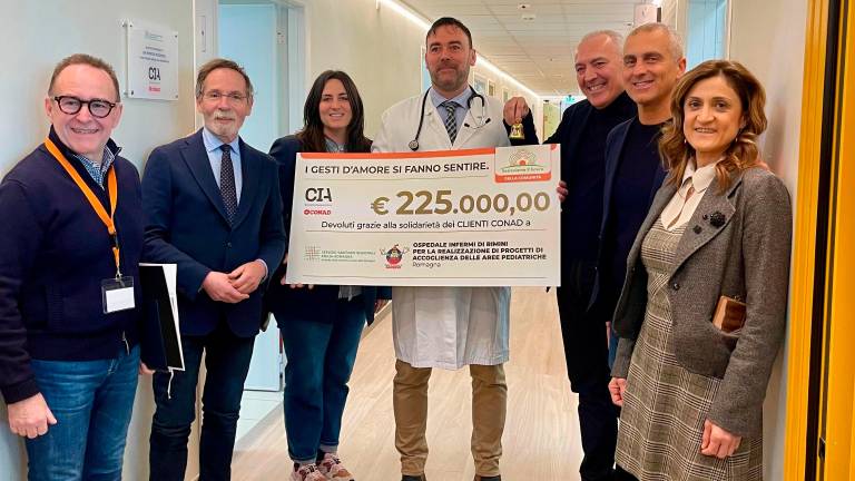 Rimini, Conad dona 225mila euro al reparto di Pediatria