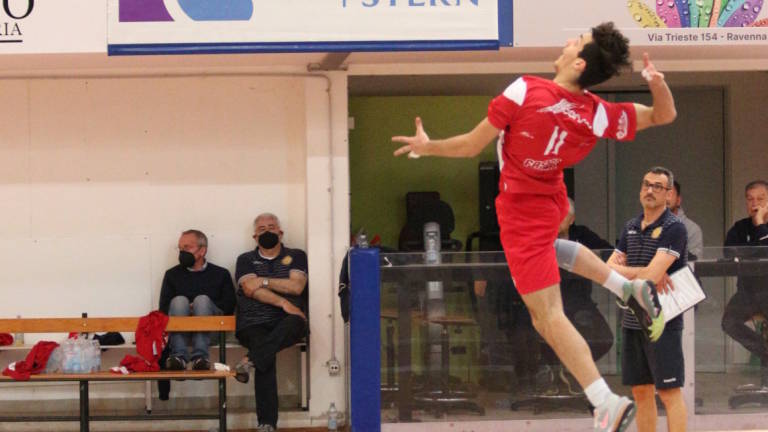 Volley A2, la Consar Rcm promuove in prima squadra il centrale Lorenzo Tomassini