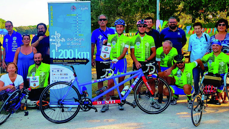 Disabilità, a Ravenna i ciclisti del tour Valle Camonica-Matera