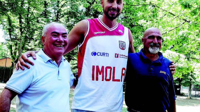 Ravenna parte contro Ferrara, Imola debutta a Recanati