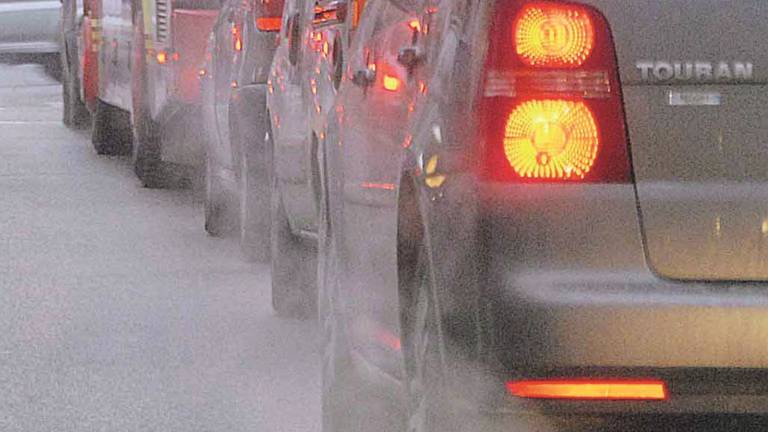 Meno traffico per il coronavirus, pioggia e vento, a Ravenna via lo smog