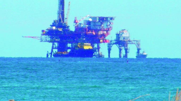 Eni, due miliardi di investimento sull'offshore. Nova campagna di perforazione