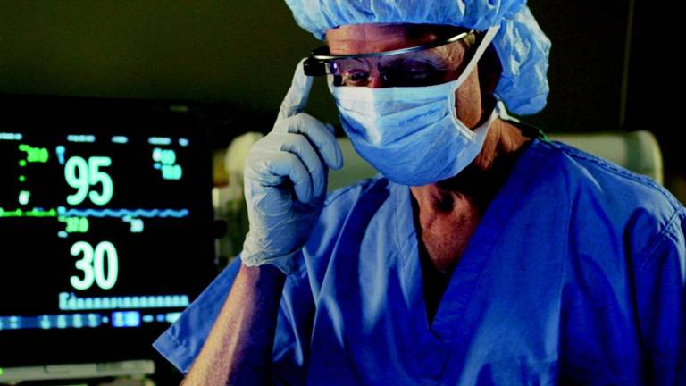 In sala operatoria con gli occhi del chirurgo grazie ai google glass