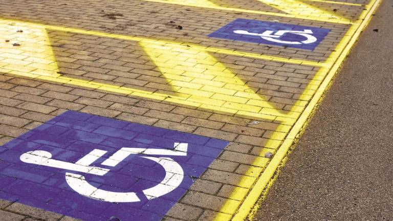 Rimini. Parcheggi disabili, più di 550 violazioni accertate dalla Polizia Locale nel 2019