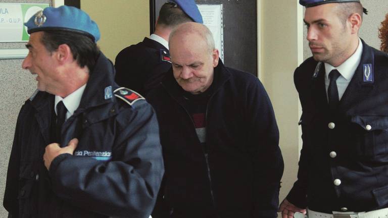 Pensionata uccisa di botte per pochi euro, condannato a trent'anni di carcere