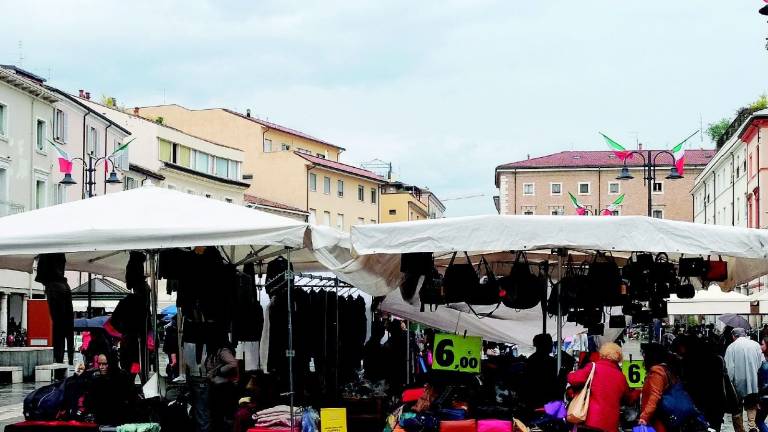 Rimini, mercoledì riapre il mercato ambulante per gli alimentari