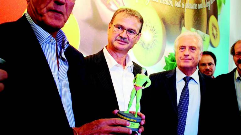 Orogel ad Expo: un premio a Lippi