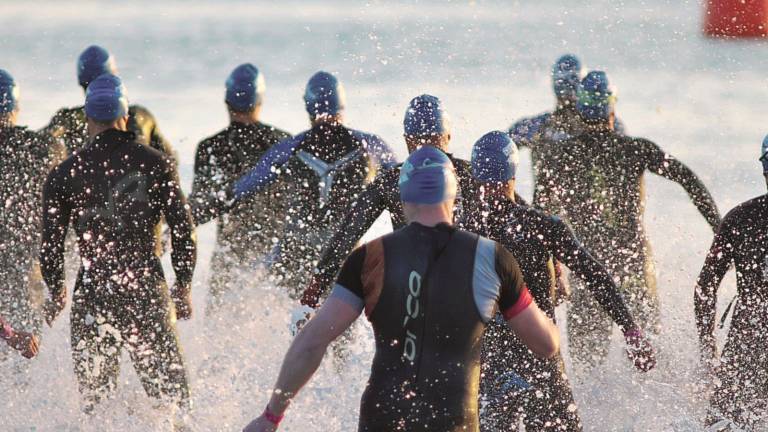A Marina Romea 170 atleti in gara per il primo Ravenna Cross Triathlon