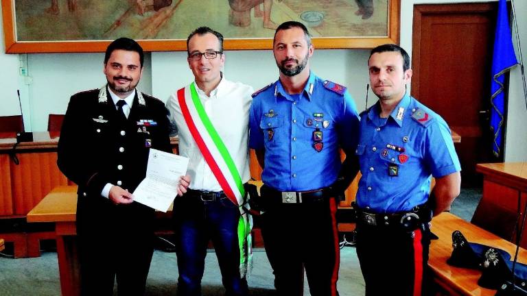 Encomio dal sindaco ai carabinieri