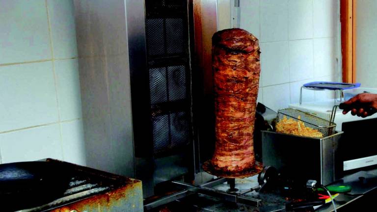 IL NUOVO CORSO Ordinanze del Comune:kebab e minimarketfuori dal centro storico