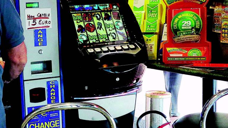 Guerra alle slot machine: raddoppiano gli incentivi