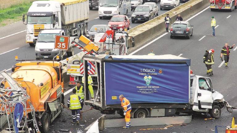 Ancora un mortale in A14, la vittima è un 38enne