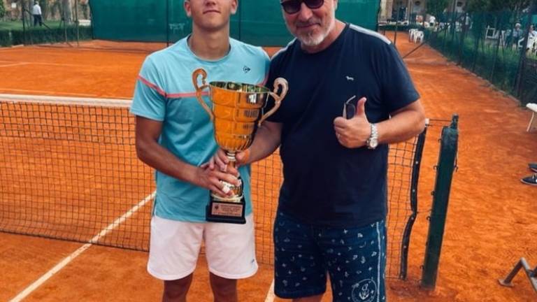 Tennis, Baldisserri trionfa al torneo Open di Ferrara