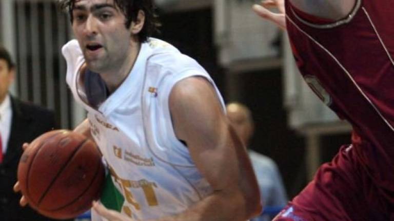 Basket, Davide Bruttini vestirà la maglia dell'Unieuro Forlì