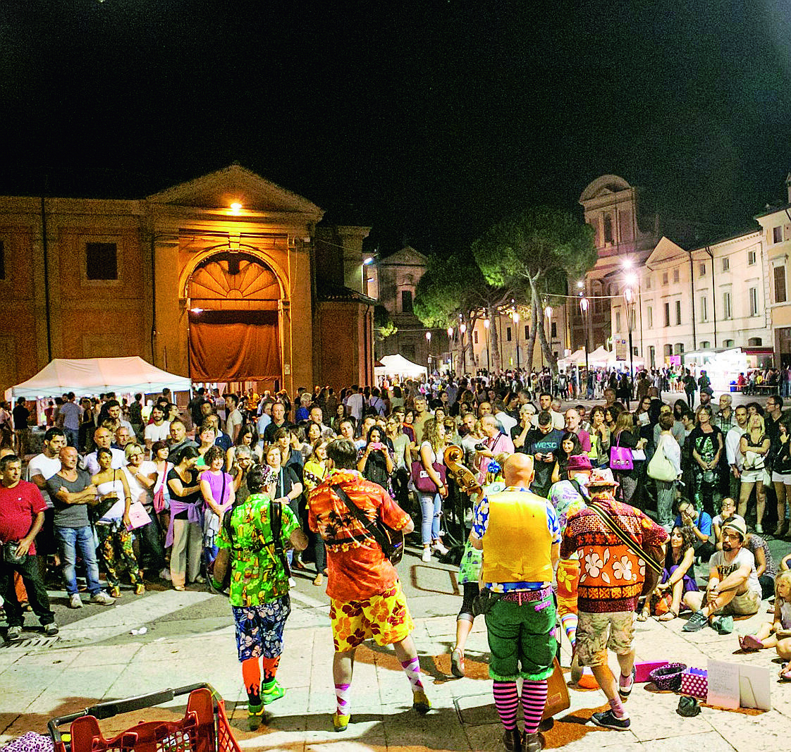 Troppo costosa, Lugo rinuncia alla tappa dei buskers di Ferrara