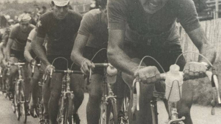 Faenza, la morte dell'ex ciclista Albonetti. La famiglia: Grazie per la vicinanza