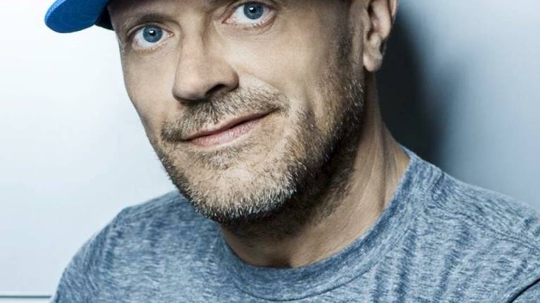 Max Pezzali, sabato 26 novembre la data zero all'arena di Pesaro: biglietti dal 17 settembre