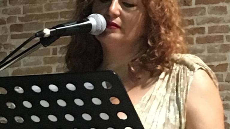 Sabrina Foschini presenta le poesie del mito a Riccione