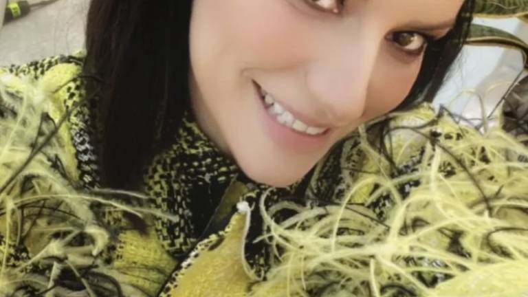 Laura Pausini su Instagram: Giro il nuovo video