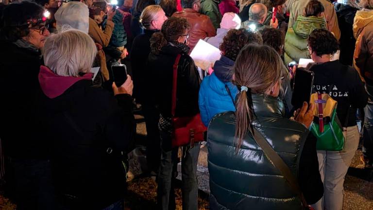 Forlì. Luci sulla Palestina davanti all’ospedale Morgagni-Pierantoni FOTO