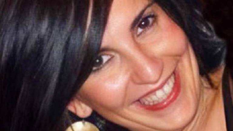 Maestra morta a 44 anni della stessa malattia che ha ucciso madre e fratello: Sogliano e Borghi in lutto
