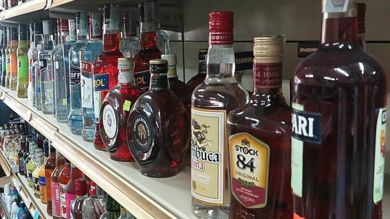 Alcol venduto dopo le 21 a Rimini, multati quattro minimarket